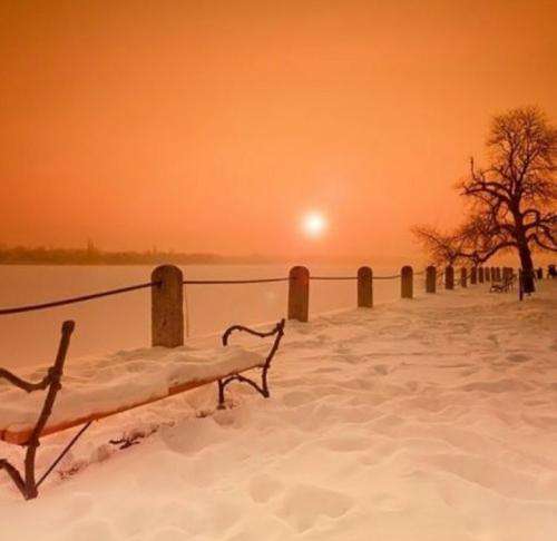 سمی لو با تو هر ثانیه هر جا میشه تو لحظه ها گم شد