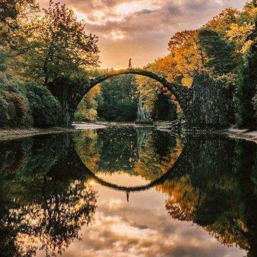 بهرام غیر اینه مگه