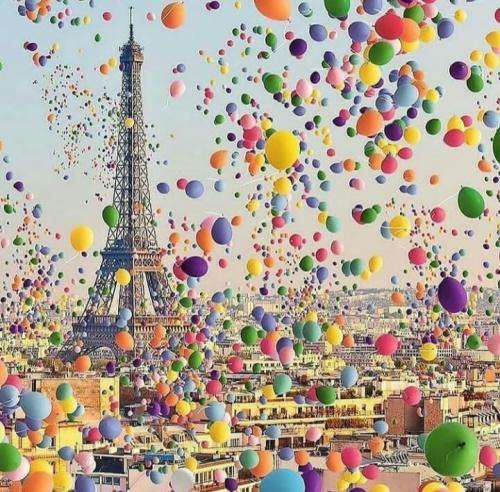 امیر تتلو نگران فردامم بی حس با اینکه کلی درد دارم