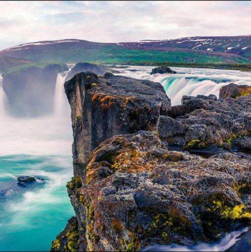 امیر تتلو بده دستاتو نگا دستامو یخ کردن تورو گردن میگیرم