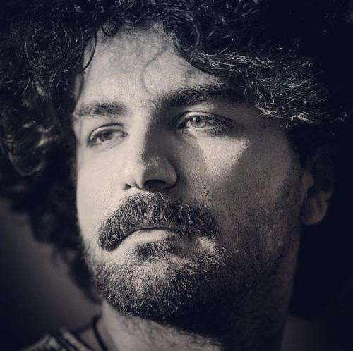 عرفان طهماسبی عاشق مثل تو دیوونه مثل من