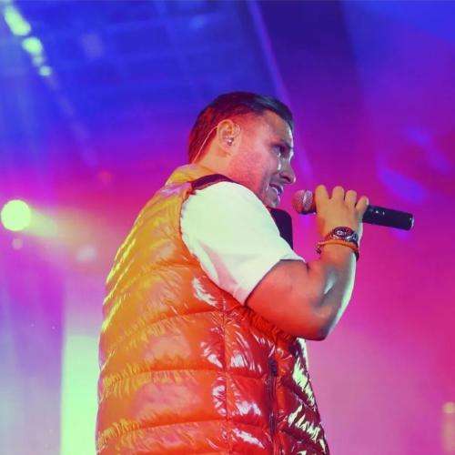 آرمین زارعی فقط میخواستم کسی نکنه این دختره ی شیکو چشم