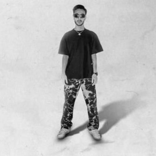 مستر کیارش اصلا بذار بارون بگیره کل بدیارو چشات ببینه