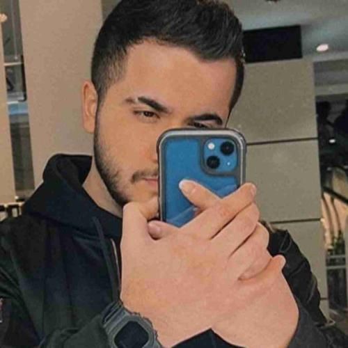 عرشیاس دیوونه قلبم میمیره بی تو تنها گذاشتی همیشگیتو