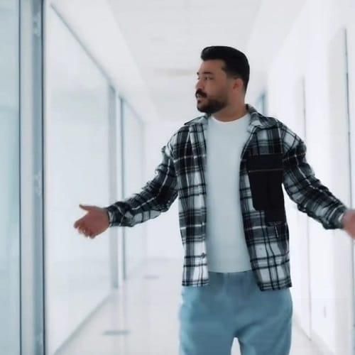 رضا کرمی تارا