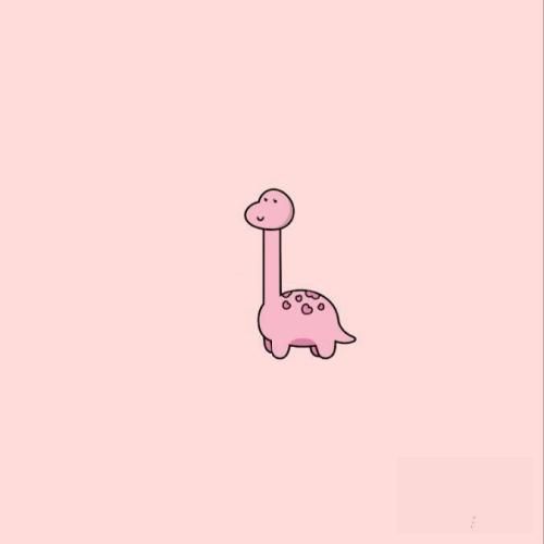 خودش میکاپ میکنه آبجیش ناخون کاره مثل سیبی که از وسط